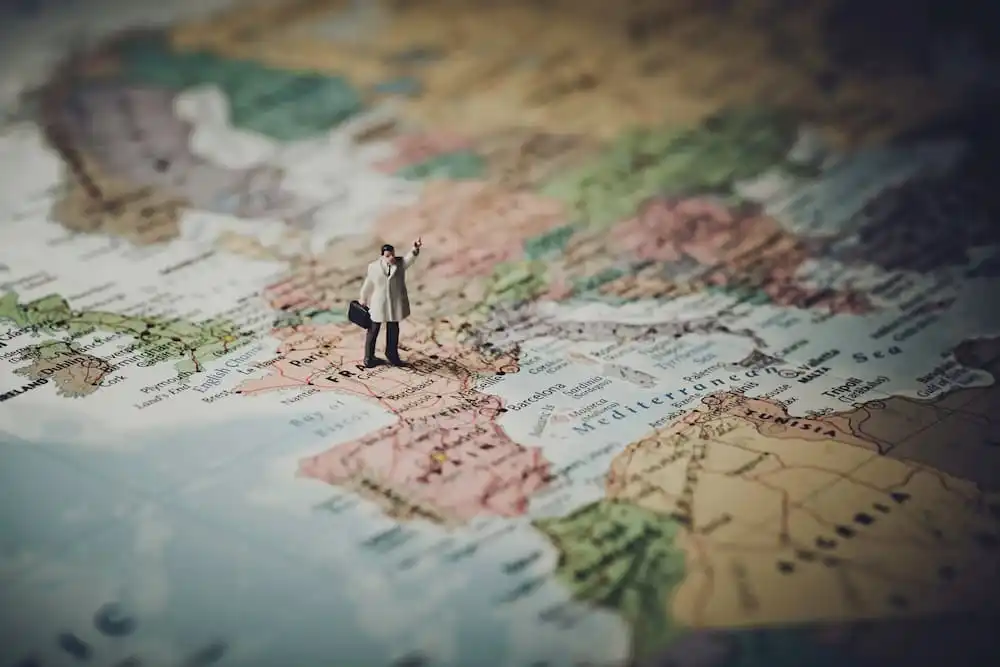 Moving Country to Country: Services and Benefits